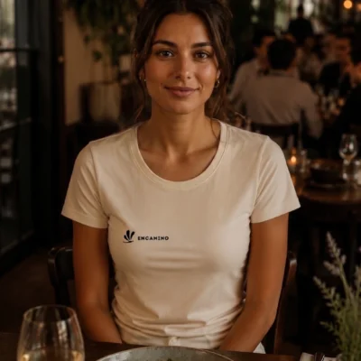 4-Merino-T-shirt-100_-white-woman-encamino.webp